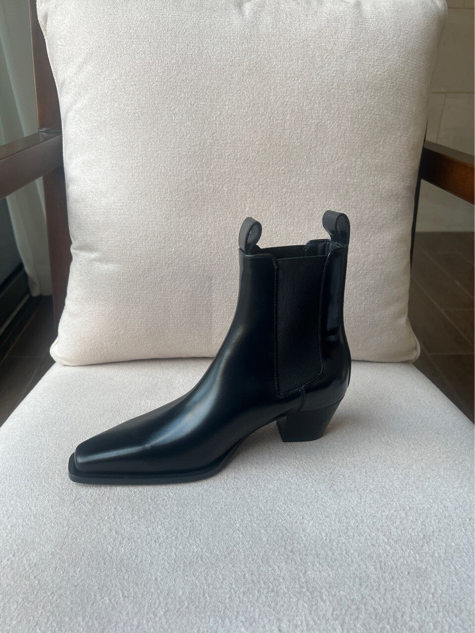 toteme leather short mid-heel Chelsea boots for women