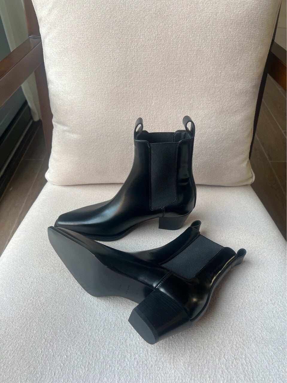 toteme leather short mid-heel Chelsea boots for women